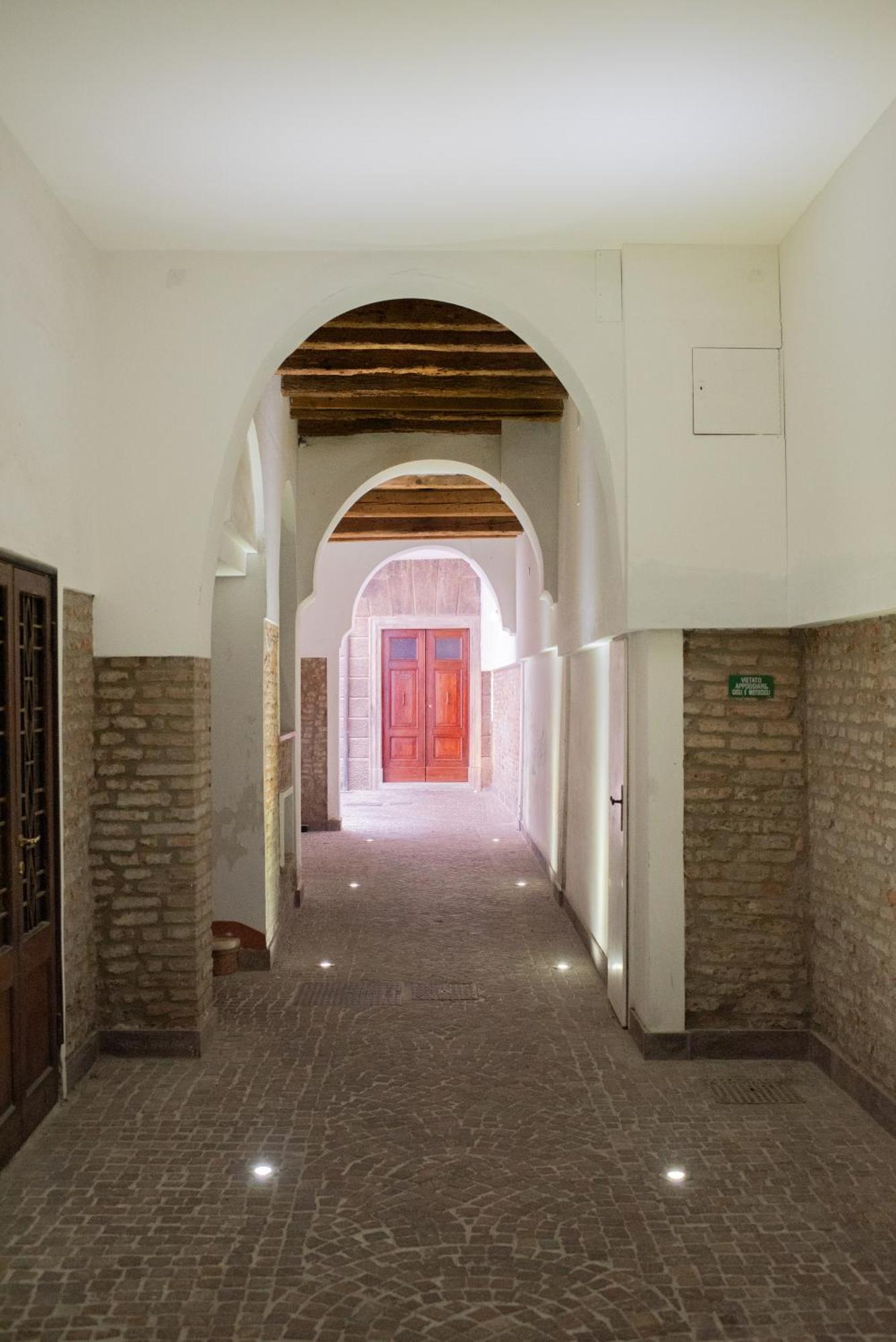 Corte Degli Estensi, Romantica Mansardina Ferrara Zewnętrze zdjęcie